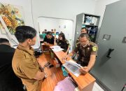 Terkait Kasus Korupsi Penyidik Kejari Deli Serdang Geledah Disbudporapar DS