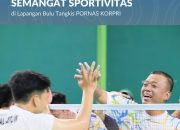Mentri Nusron Dan Walikota Palembang Tunjukkan Semangat Sportivitas di Lapangan Bulu Tangkis KORPRI