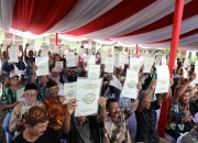 Setahun, Menteri Nusron Redistribusi 195.734 Bidang Tanah untuk 39.556 KK
