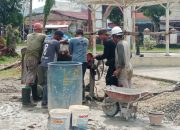 Pekerja Tanpa APD, Proyek Rekonstruksi Masjid Raya Al-Ikhlas Ujung Bandar Langgar Aturan