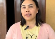 Ibu Masdani Br. Purba Apresiasi Pelayanan Pemecahan Sertipikat di Kantor Pertanahan Kabupaten Karo