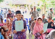 Akhir Perjuangan Panjang, Sertipikat Tanah Mbah Tupon Kembali ke Tangan Yang Berhak