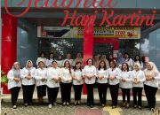 Raden Ajeng Kartini Sebagai Pelopor Emansipasi Perempuan di Indonesia.