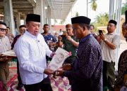 Menteri Nusron Serahkan Sertipikat Wakaf dan Bantuan dari MUI untuk Masjid Salman Alfarisi Aceh Tamiang
