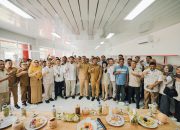 Penanda Tanganan MoU Terkait Penyediaan Bahan Pangan Dan Kebutuhan Operasional SPPG Bersama KDMP Se- Kecamatan Beringin